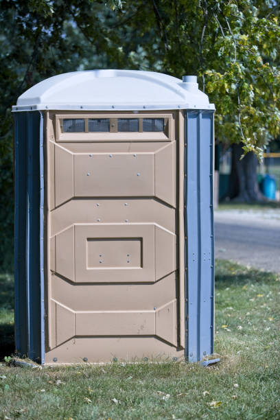 Portable Toilet Options We Offer in Harwich Center, MA